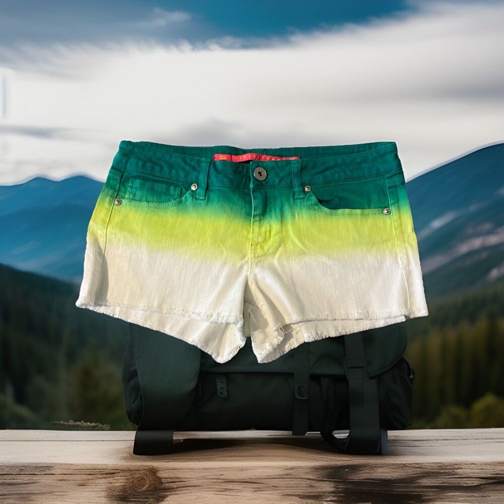 Tinseltown Denim Couture Women Green‎  Shorts Cut Off Tie Die 10  Raw Hem